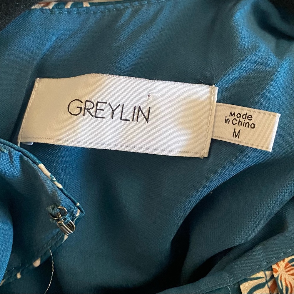 Greylin Dress- size medium - Picture 3 of 3